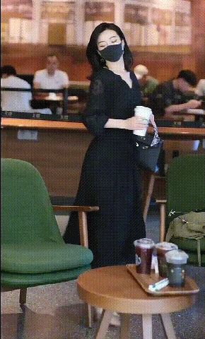 【三宅】換季新品 氣質刺繡長裙，顯瘦遮肉神器，最大可穿到80KG！ 優雅氣質有魅力，穿上立減10歲！ 不挑身材不挑人，打造氣質女神就靠這件~